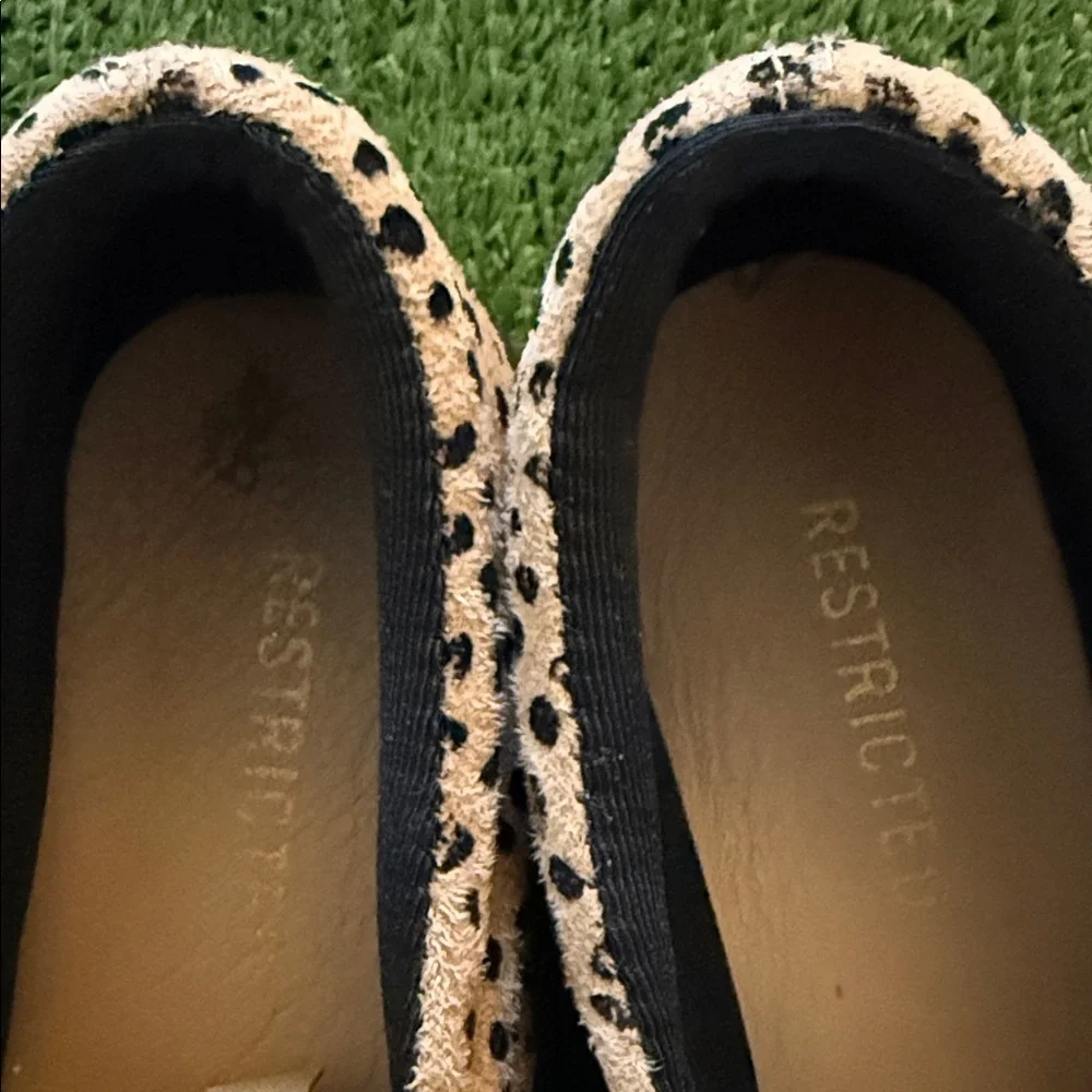 Restricted Tan and Black Leopard Print Slip-On on Loafer Womens 8